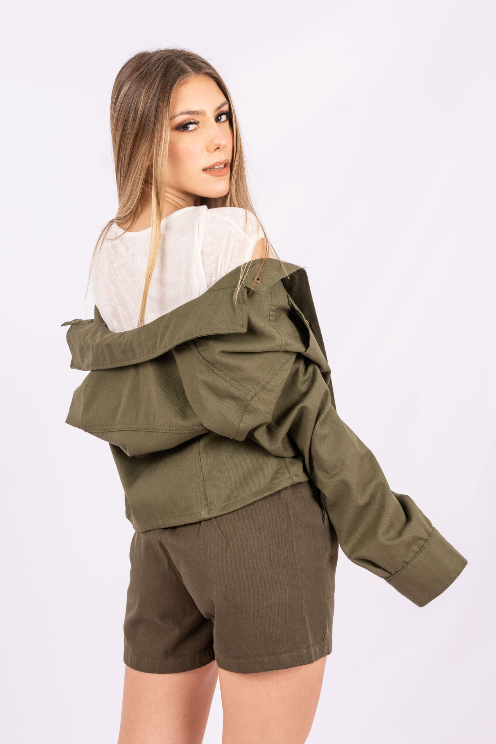 Short gabard t12 -Remera Debore t123- Over corta t23 -02
