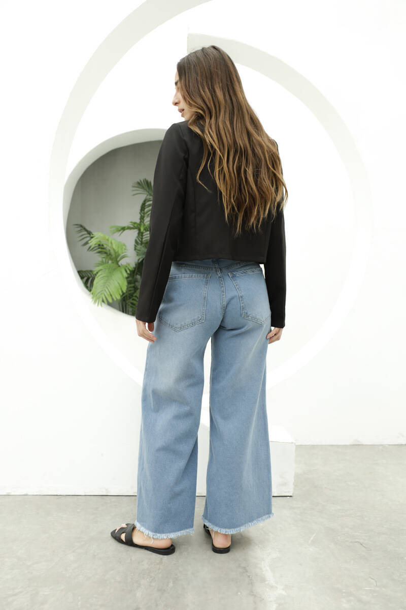 wide cropped.03